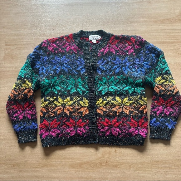 Doncaster Rainbow Snowflake Quirky Vintage Button Down Cardigan - Picture 1 of 5